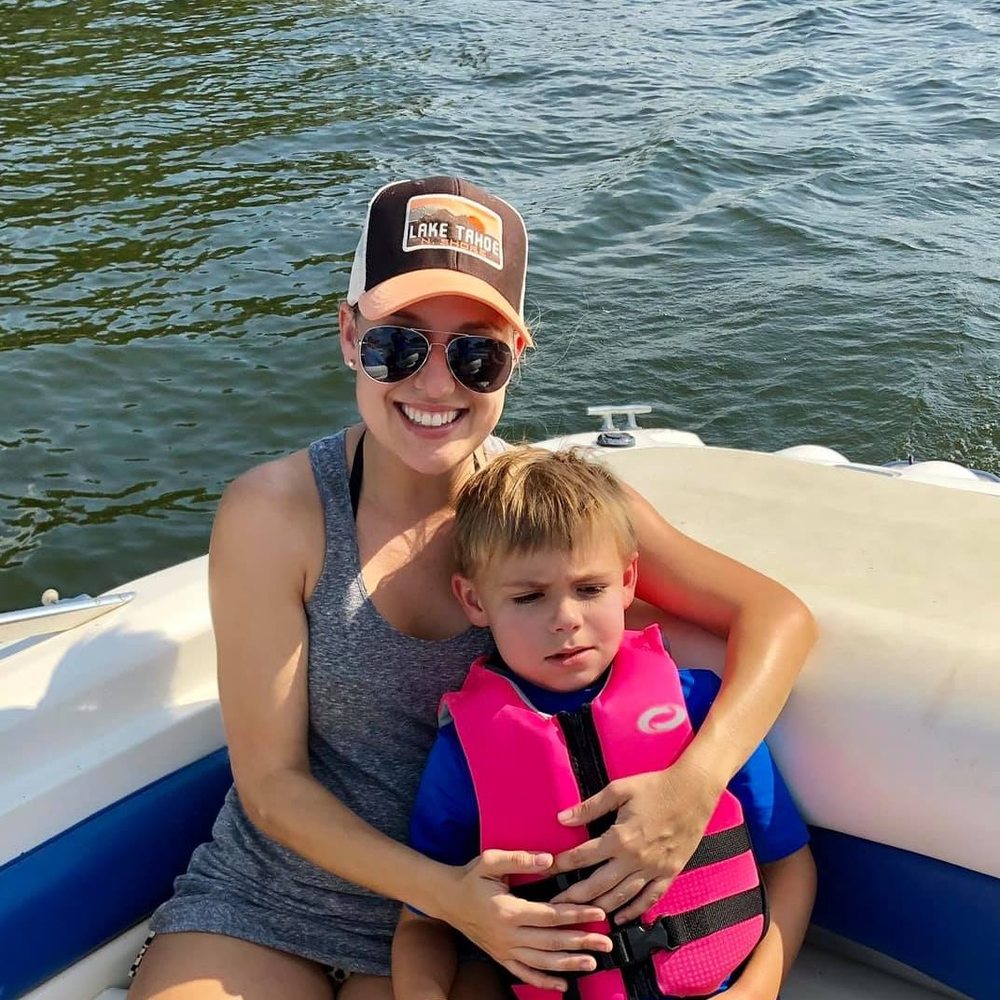 Meet your Posher, Amanda